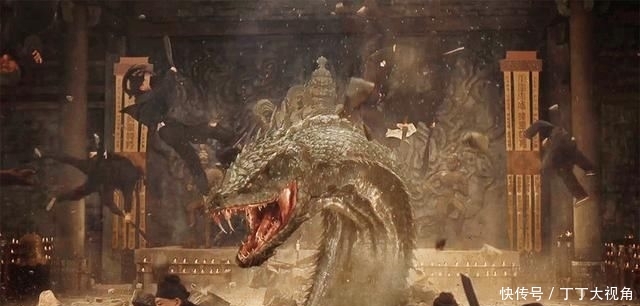「上线」电影《挑灯斩蛇录》上线4天播放量破3000万,出品人黄晓明现身支持