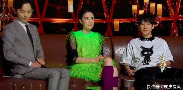 王菲到底有什么不敢穿 廉价的荧光裙都被她穿出了高定礼服的感觉