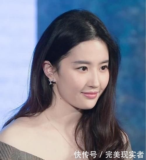  【快快】脸上有这4个特征的女生，很容易招直男喜欢，快快看你有没有