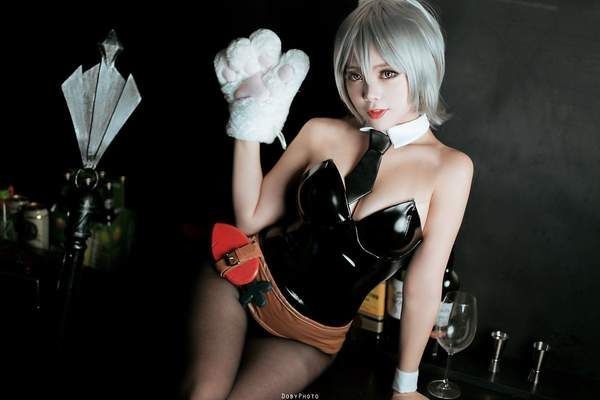 韩国辣妹Cos《LOL》兔女郎瑞雯 黑丝美腿让人欲罢不能