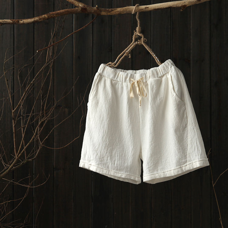 这女装果然不一样!紧身T恤性感火辣，女人味十足真美