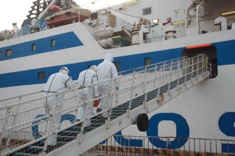  『武汉重点』专人专车！湖北旅客“点对点”服务