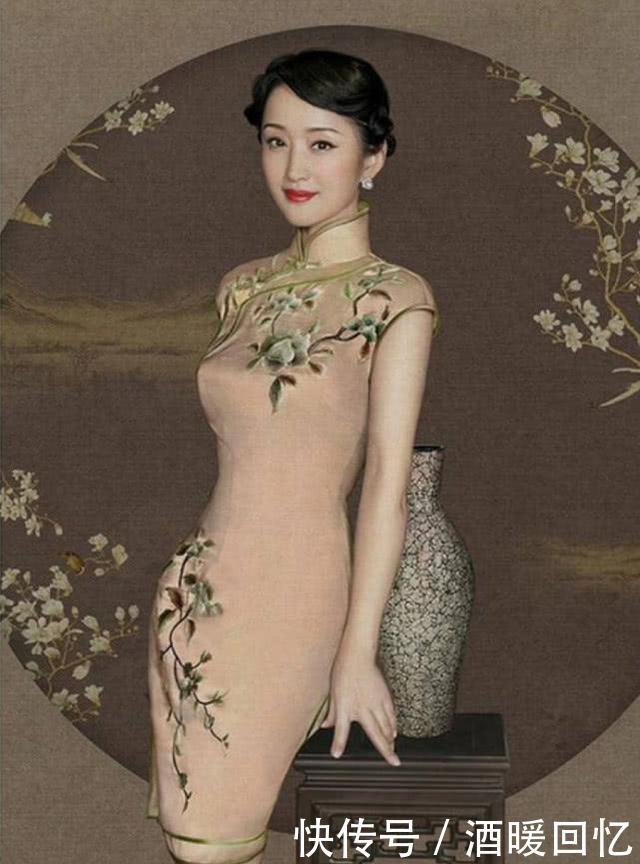 许晴真厉害! 穿的开叉旗袍都快摇摇欲坠 网友: 这尺寸就没人管管?