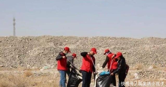 中国历经30年的时间,将沙漠变成绿洲,如今这种“东西”悄然出现