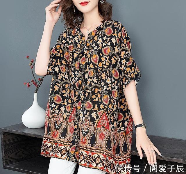  一口气：“奶奶衫”终于出新款了，一口气给妈妈和婆婆各买2件，洋气体面