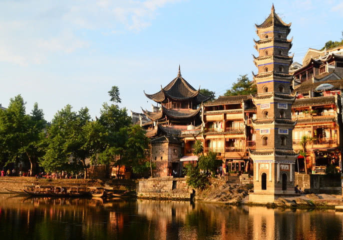 曾与丽江古城齐名,因148元门票跌落神坛,今免费开放急盼游客