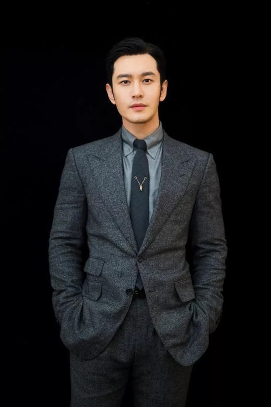 黄晓明涉及18亿操纵案，却甩锅给母亲，网友大骂：孝子称号粉碎