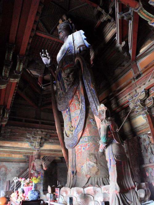 天津一座千年古刹，供奉着我国现存的最大的泥塑佛像