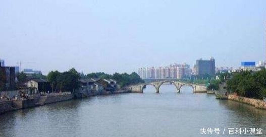 全国十大著名的4A景区，神农顶风景区不仅是国家级自然保护区