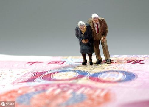 2019年养老金如何调整？会向企业退休人员倾斜照顾吗？