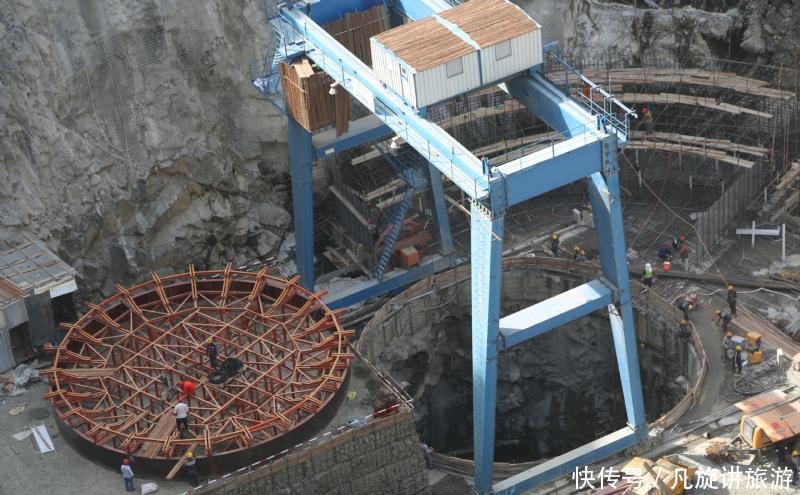 中国再为巴铁出手，帮建最大水电站，120米钢柱插入喜马拉雅山！