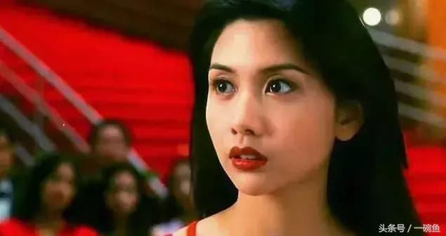 王祖贤从不修眉，邱淑贞最爱大红唇……被火爆抖音复古港风妆惊艳