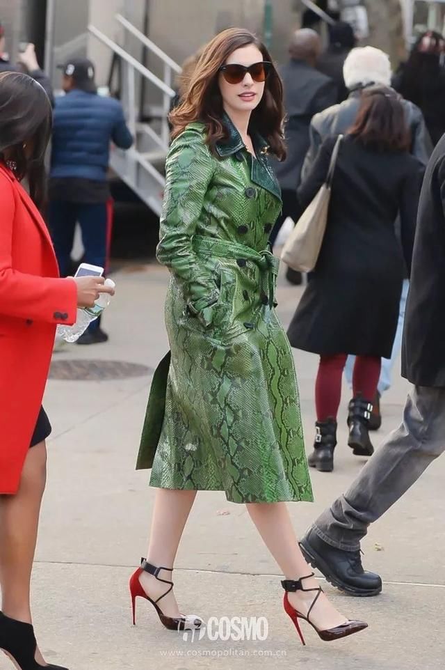 郑素敏这条小绿裙是下一个爆款没错了