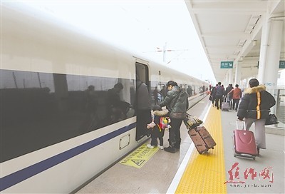 焦作至深圳北始发高铁启程 向着广深前进！