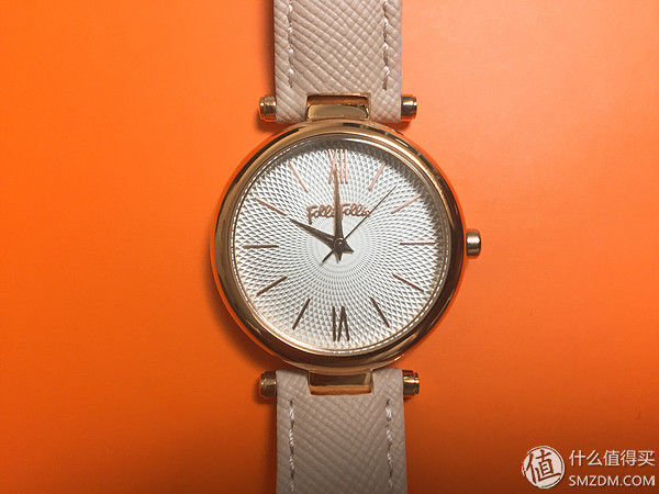 礼物秀 篇一:送给自家女王的七夕结婚纪念日玫瑰金-Folli Follie