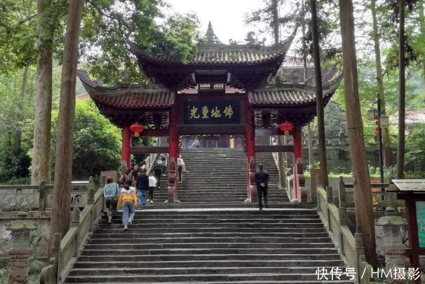 四川最“神秘”寺庙,从无人问津到一跃成名,经历了什么?