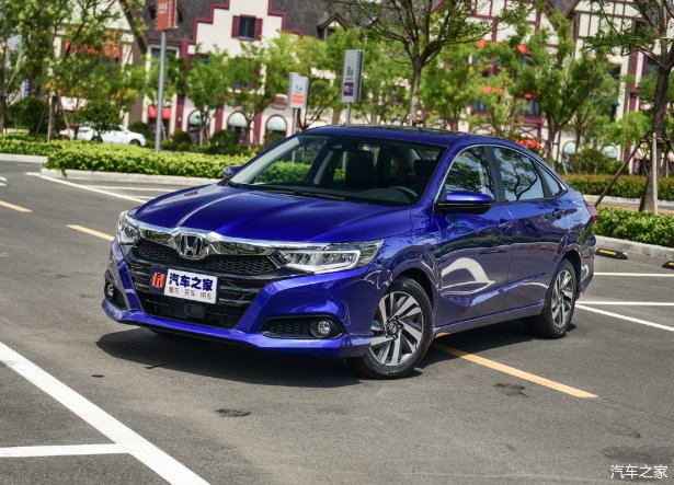  [发动机]被称为“小雅阁”，车长近4.8米，7.98万起，一箱油跑800公里
