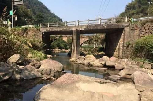  『特别』一种只属于山区的溪钓鱼种，如何垂钓？特别注意鱼籽有毒