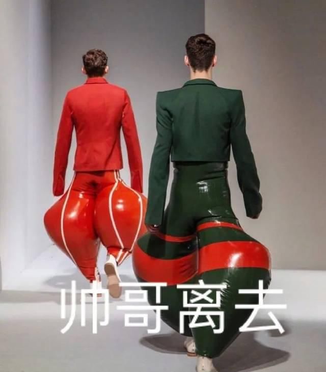  『大赛』时尚界迷之设计大赛！背上绑张床走秀，拎包入住吗？