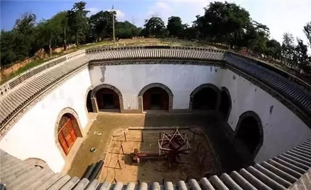 太太太太惊叹了！在地下4000年不灭！神人震撼全球！