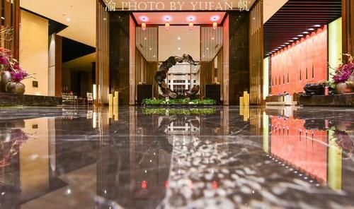 国庆到重庆玩，与其去网红景点挤人潮打卡，不如来这里好好度个假