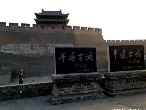 因为没有钱拆，却意外成了保存最完好的古城，如今每天接待十万人