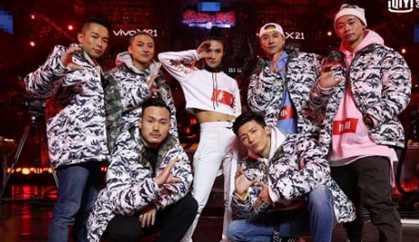 《热血街舞团》草鱼居然获鹿晗称赞长得帅 这