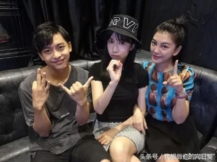 娄艺潇发3601室友合照，秦羽墨被指整容，网友知道真相后愤怒