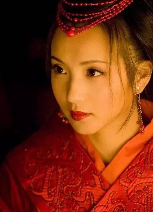捕鱼达人下载:为胡军跳崖,抢刘涛未婚夫,她曾是万人迷,嫁入豪门却风光不再? 捕鱼达人下载:为胡军跳崖,抢刘涛未婚夫,她曾是万人迷,嫁入豪门却风光不再?