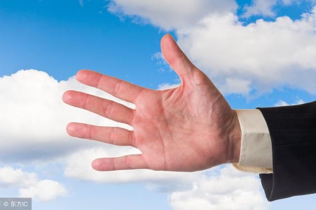 华尔街顶级游资大佬坦言：掌握MACD操作诀窍，日进斗金轻而易举！