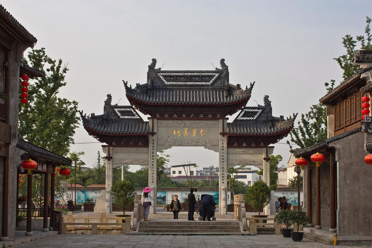 我国又一古镇作死，收高价门票，游客觉得不值，连商家也纷纷撤离