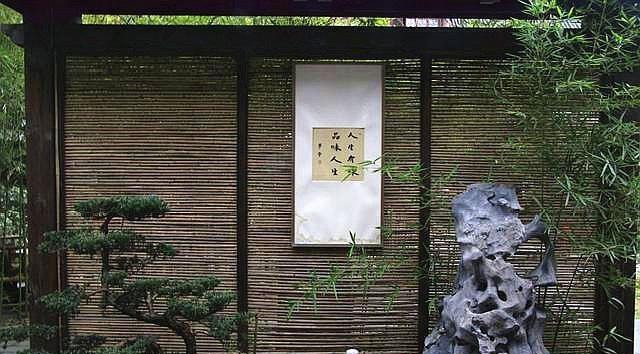 这座寺庙太“稀罕”：闻名全国，却不收门票，门口可免费领3支香