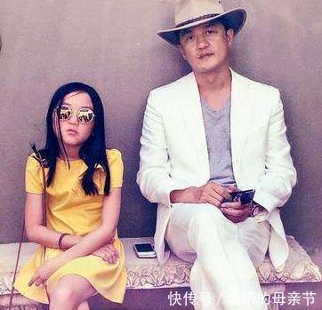 李嫣整容成功！机场比起多多更加时尚，网友称别说人家丑了