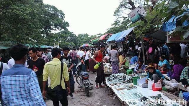 缅甸的经济发展不如中国，为什么很多人选择移民定居？原因很现实