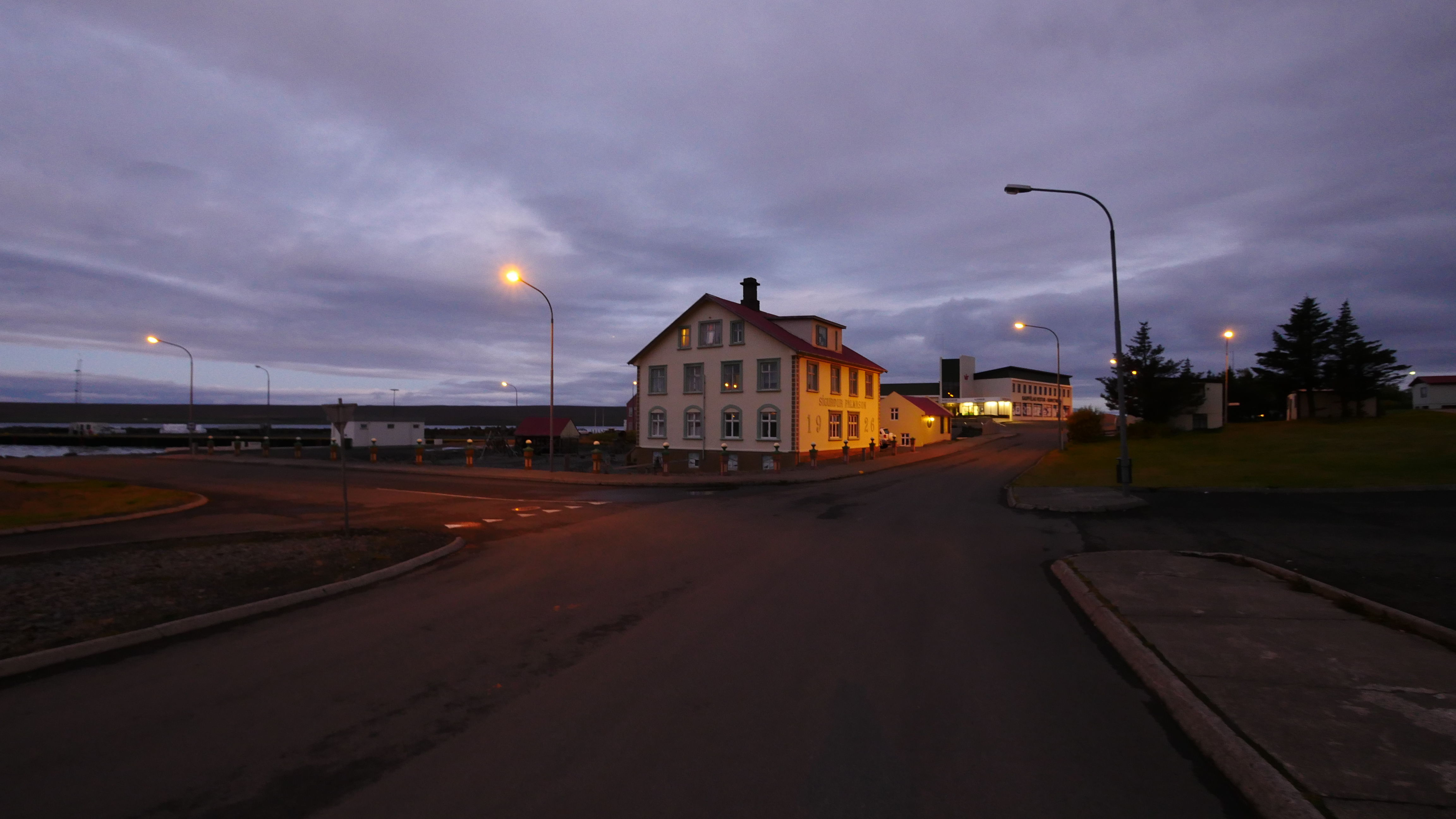 一起去世界的尽头流浪 冰岛历险记（中）