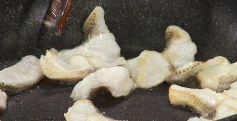 丁香:《养生厨房》花开爆鱼球