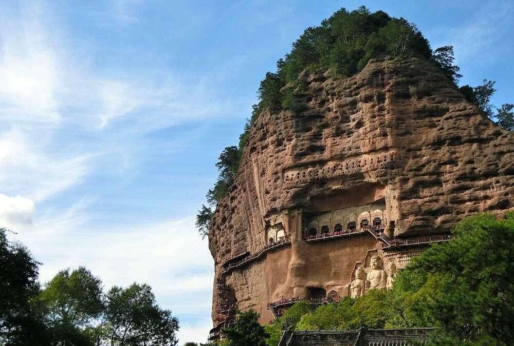 一佛二侍者二菩萨，闻名遐迩的麦积山石窟，你有去到过吗？