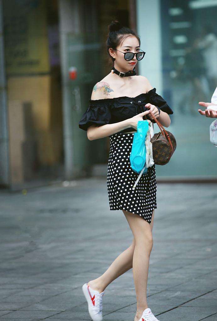 重庆街拍, 时尚清爽风, 秀出青春活力