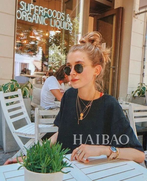 好看| 硬币项链太流行!搭配什么衣服都足够吸睛!