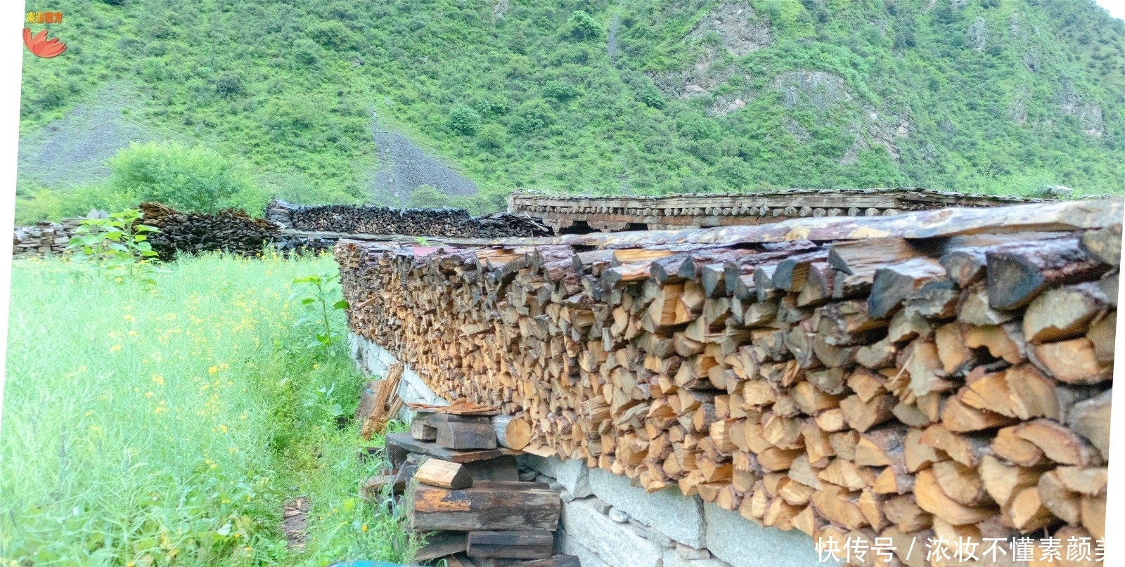 成都亚丁十日行之夜宿香格里拉民宿,藏式风格还便宜,值得一试