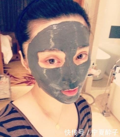 「女生」敷面膜有技巧!女生掌握这6点,让你远离皱纹,皮肤白皙人人夸!