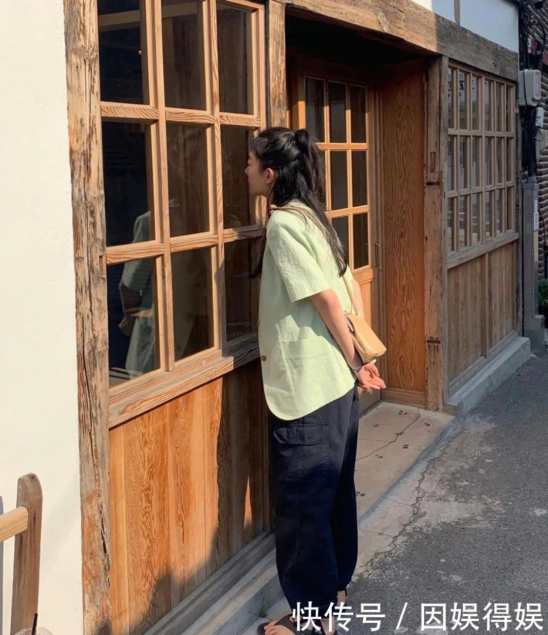 『春夏』忘掉“牛油果绿”!2020春夏这5种颜色很显白,你get了吗?