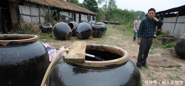  小贩@已经废弃的“石磨石碾”, 为啥有小贩愿意高价收购 有啥猫