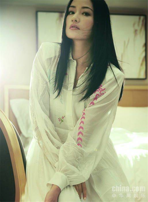 瞿颖杂志大片曝光 时尚就是做自己