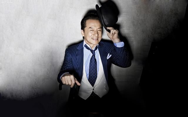 谢楠外婆去世吴京被放黑白照，这些明星也曾遭遇“被死亡”