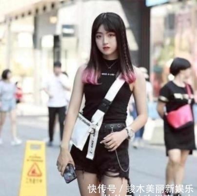 【优雅】街拍:优雅多姿的小姐姐,仙女气质十足,非常有女人味