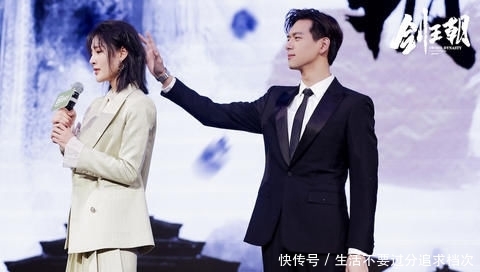  「回应」《剑王朝》李现高情商力挺李一桐回应体寒、脸盲梗