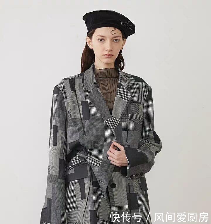 「冬天」冬天不能穿西装?室外当内搭室内当外套,百搭的单品怎么能少了它