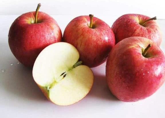 晚上吃生姜和苹果会中毒？今天有了正确答案，你还打算被骗下去吗