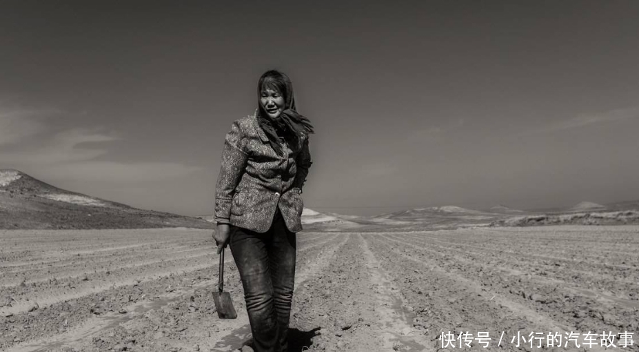  #第一个#全球第一个被“治愈”的沙漠: 村民拿来种土豆, 一年收